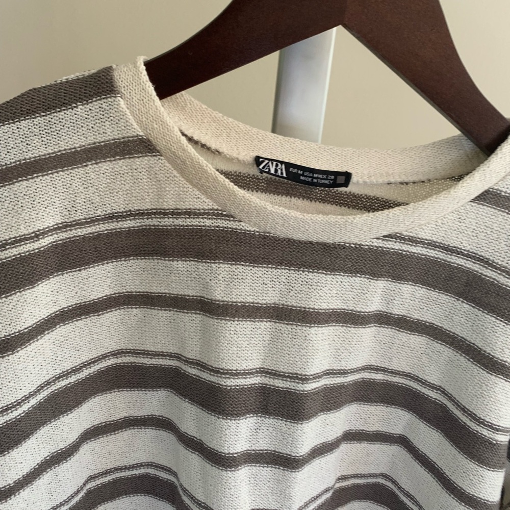 Lightweight sweater - Picture 3 of 3